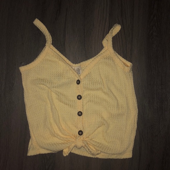 yellow button up tank - Picture 1 of 4